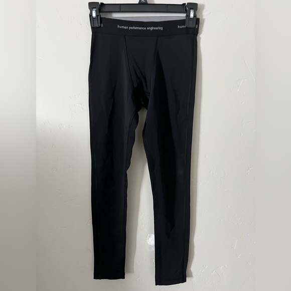 human performance engineering Male Compression 3/4 Leggings - Black - Picture 2 of 6
